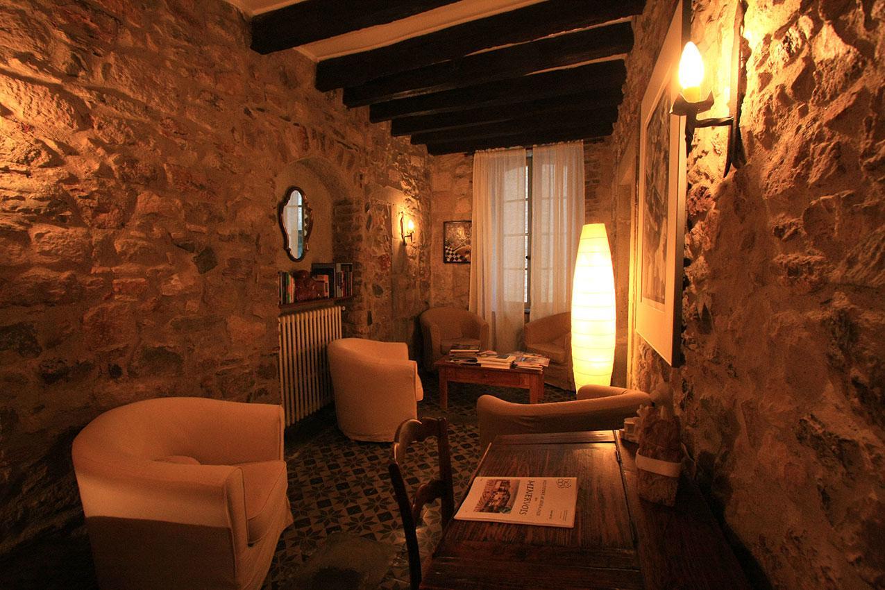 Hotel Restaurant D'Alibert Caunes-Minervois エクステリア 写真