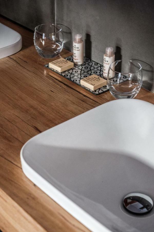 Hotel Restaurant D'Alibert Caunes-Minervois エクステリア 写真